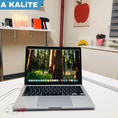 MACBOOK PRO 13 inç 2020 M1	8CPU 8GPU, 16GB RAM, 512GB SSD	UZAY GRİSİ	TEŞHİR